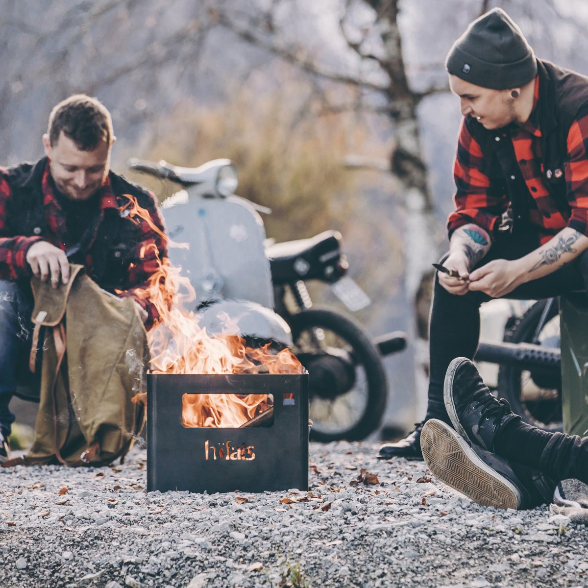 h-fats-beer-box-brasero-noir-caisse-bi-re-panier-feu-gril-et-tabouret-acier-cort image 8